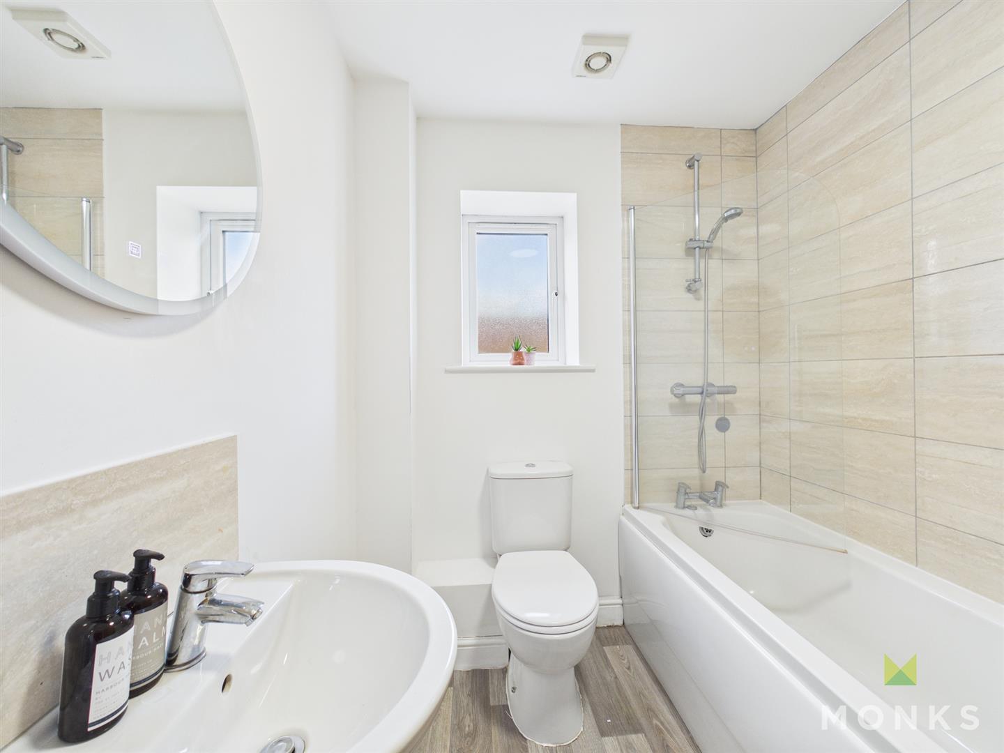 1 Cysgod Y Gyrn, Oswestry, SY10 7LQ For Sale